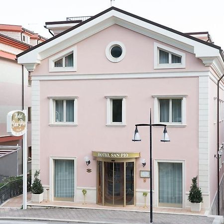 Hotel San Pio San Giovanni Rotondo Ngoại thất bức ảnh