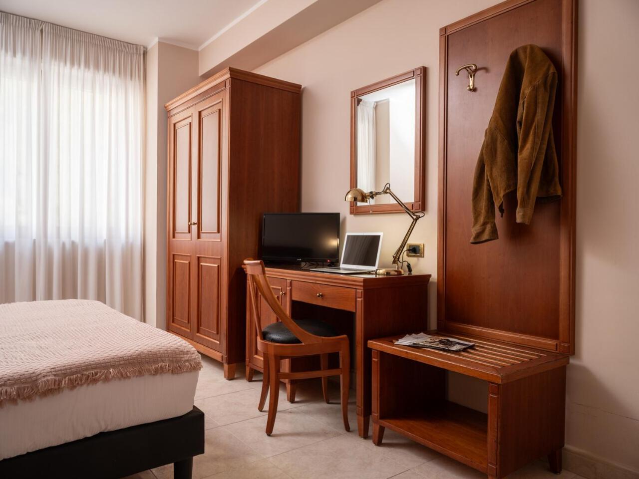 Hotel San Pio San Giovanni Rotondo Ngoại thất bức ảnh
