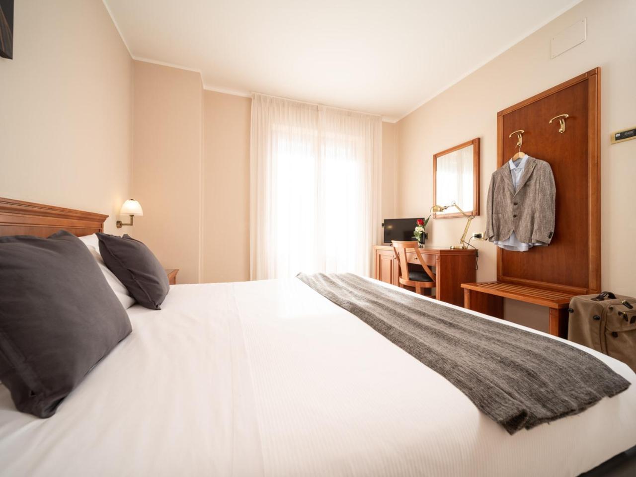 Hotel San Pio San Giovanni Rotondo Ngoại thất bức ảnh