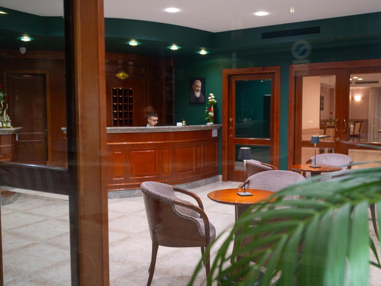 Hotel San Pio San Giovanni Rotondo Ngoại thất bức ảnh