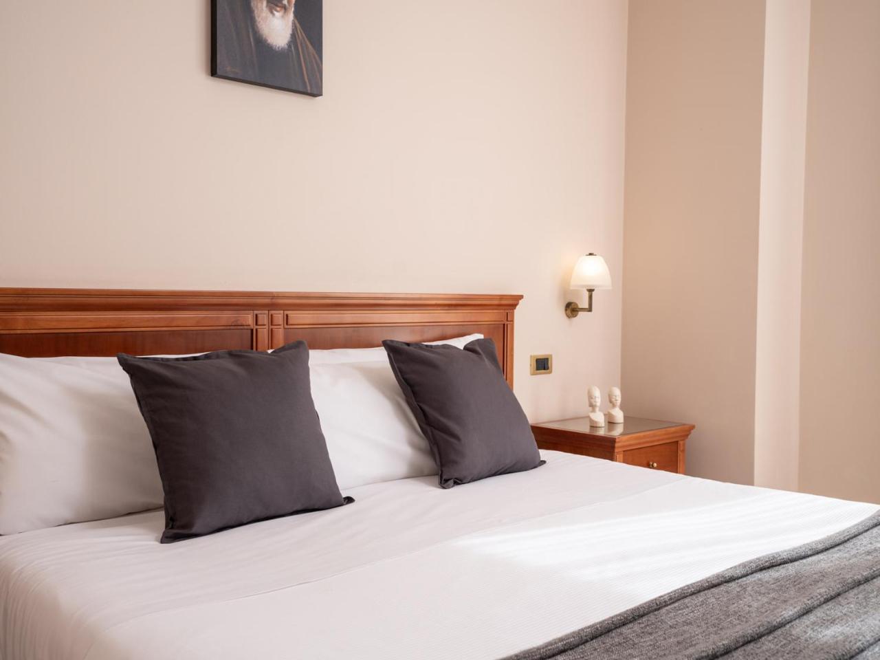Hotel San Pio San Giovanni Rotondo Ngoại thất bức ảnh