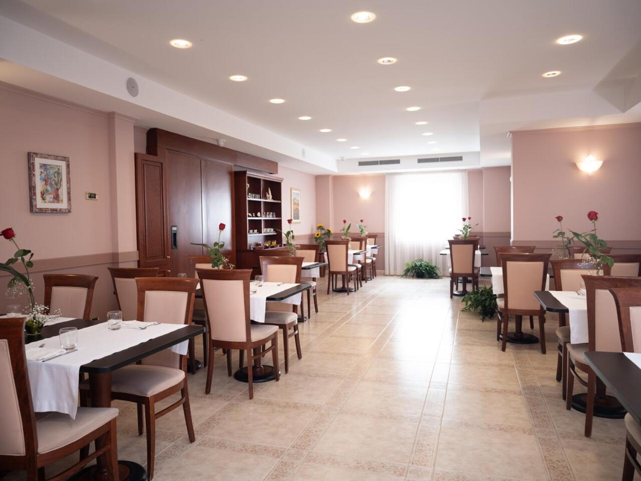 Hotel San Pio San Giovanni Rotondo Ngoại thất bức ảnh